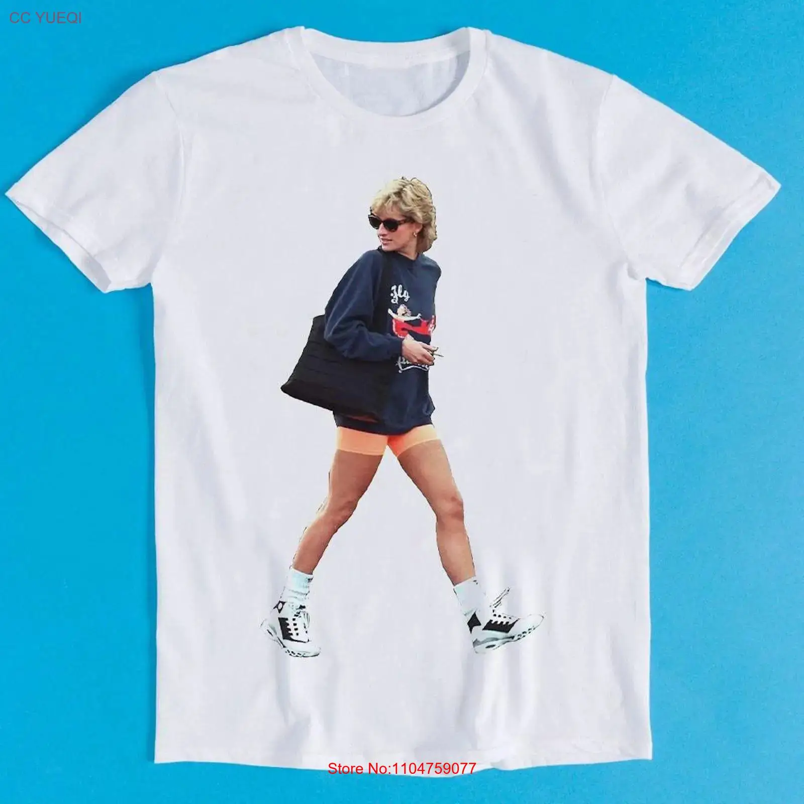Vintage Fashion Magazines - T-shirt Vintage Lavata K1418 con Stampa