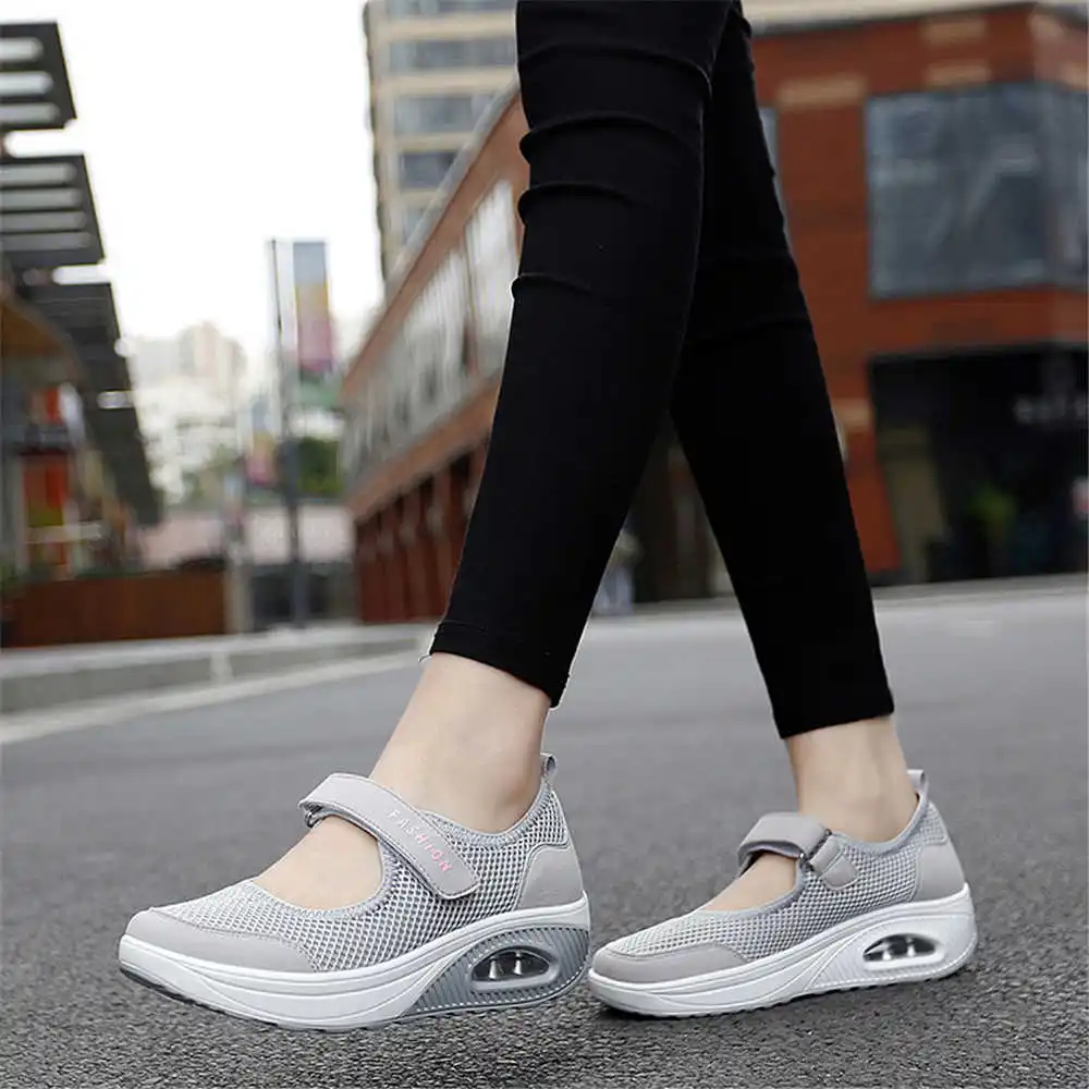 Vintage Fashion Collecting And Wearing Designer Classics - 36-41 Scarpe da ginnastica colorate per