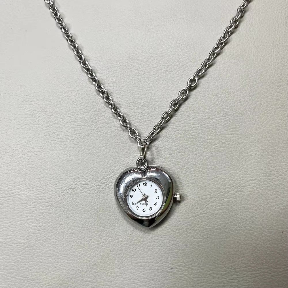 Orologio da Tasca a Forma di C - Vintage Fashion Looks recensione e prezzo