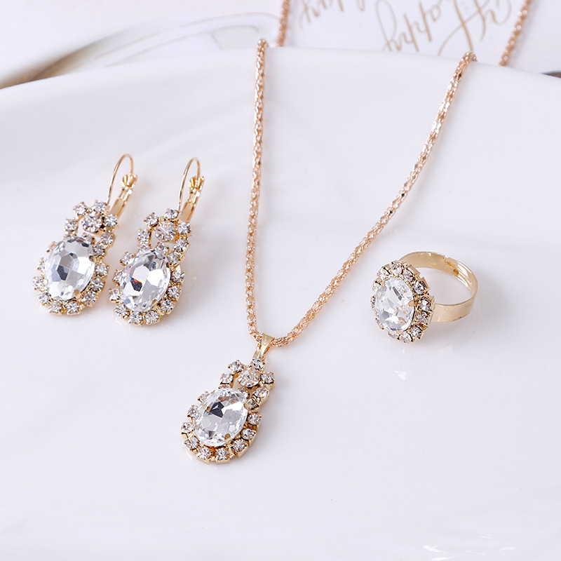 Set di ornamenti di nuovo stil - Vintage Fashion Ornaments recensione e prezzo