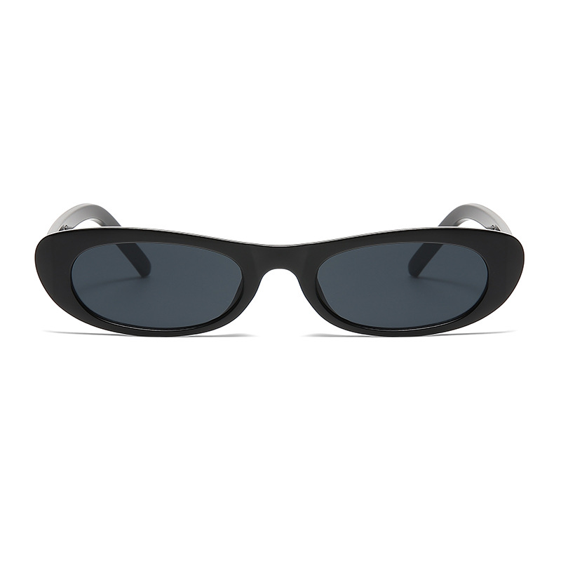 Occhiali da Sole Ovali con Mon - Vintage Fashion Female recensione e prezzo