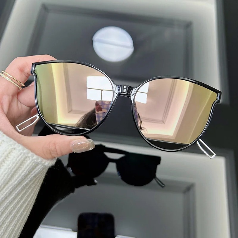 Occhiali da Sole Vintage Cat E - Vintage Fashion Female recensione e prezzo