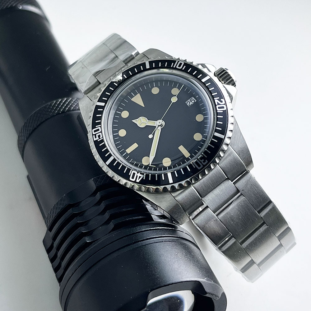 Orologio da Uomo con Cassa Rot - Vintage Fashion Complete recensione e prezzo