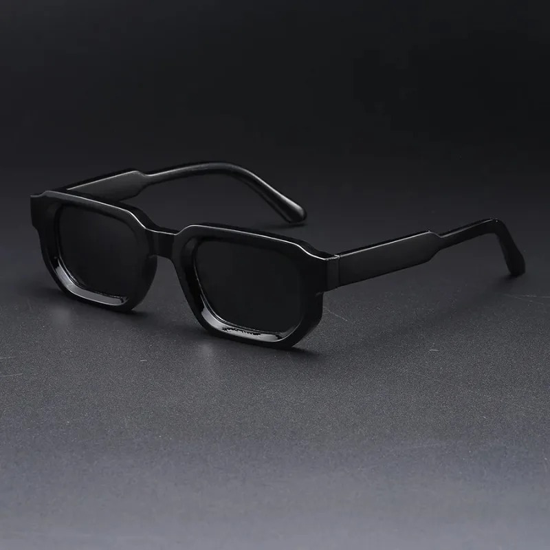 Occhiali da Sole Vintage Quadr - Vintage Fashion Female recensione e prezzo