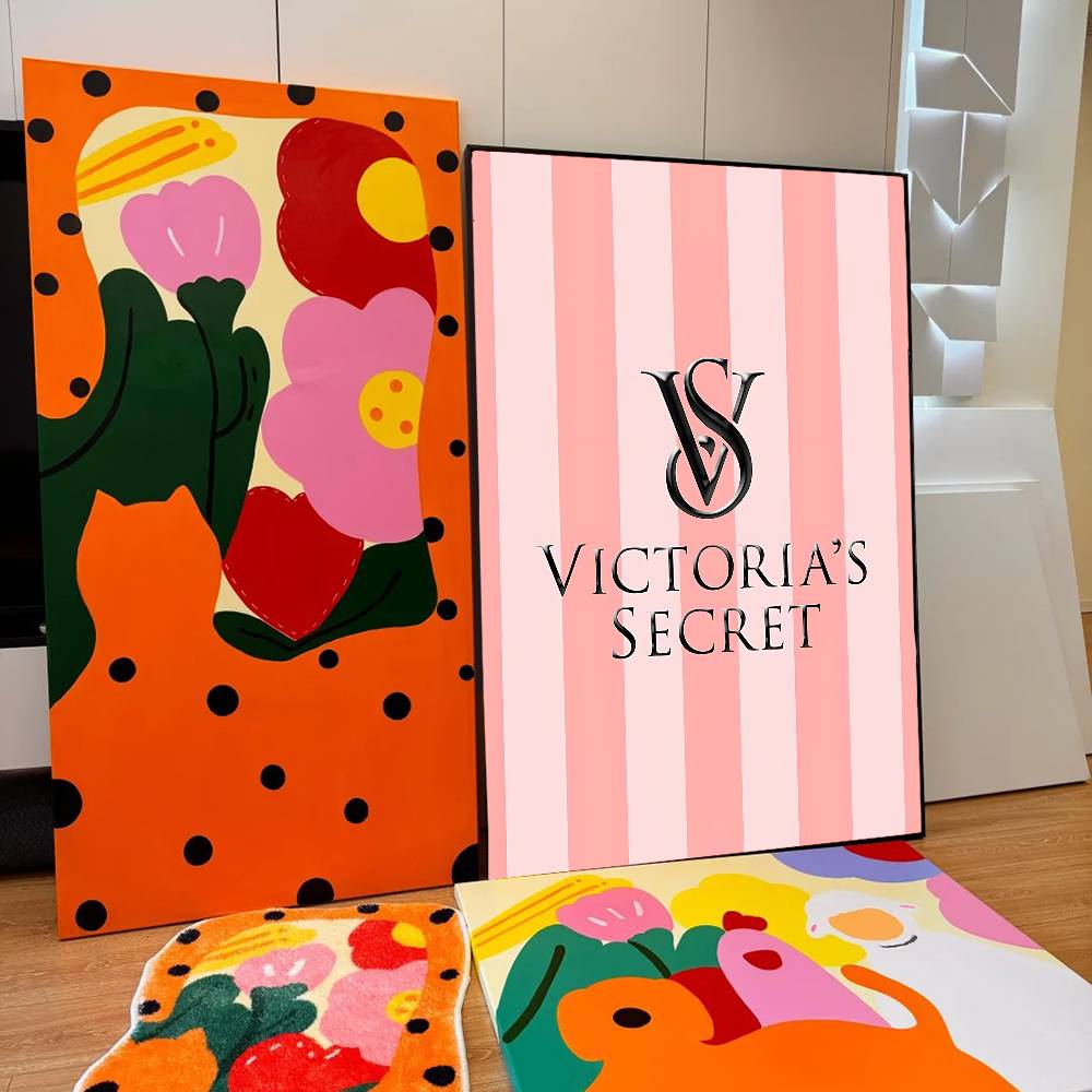 V-Victorias-Fashion-S-Secret P - Vintage Fashion Magazine recensione e prezzo