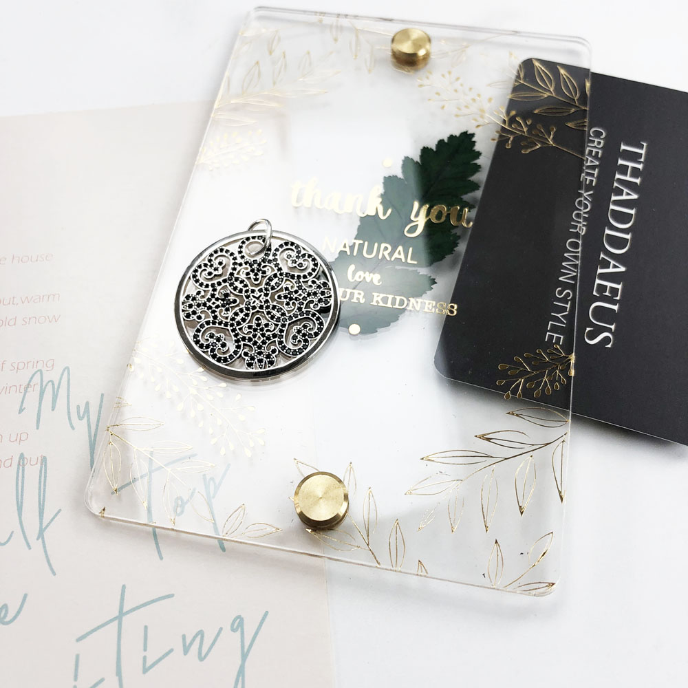 Ciondolo Arabesque Disco Ornam - Vintage Fashion Ornaments recensione e prezzo